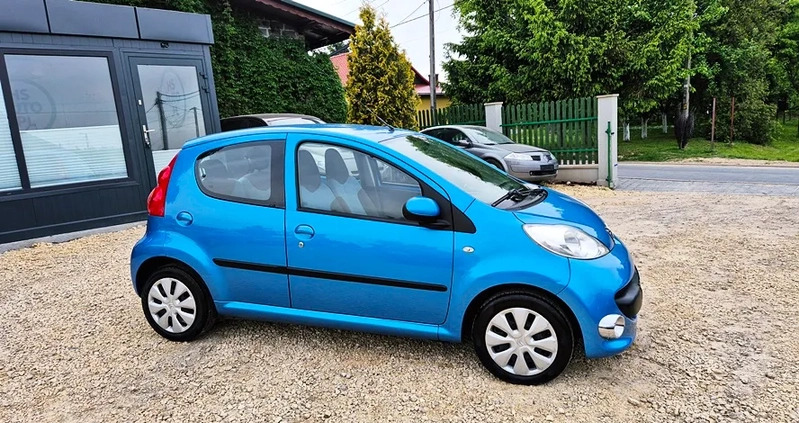 Peugeot 107 cena 9999 przebieg: 232000, rok produkcji 2008 z Mirosławiec małe 742